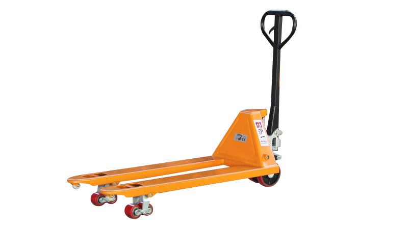 Käsikäyttöisten haarukkatrukkien huolto- ja käyttöympäristöstandardit